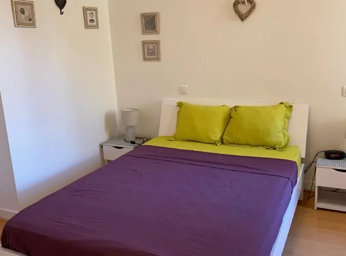 Apartment Centre *